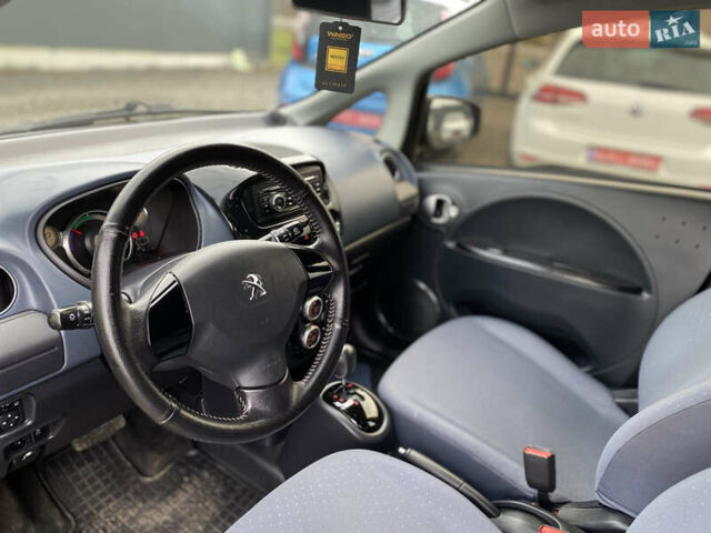 Черный Пежо иOн, объемом двигателя 0 л и пробегом 109 тыс. км за 4599 $, фото 8 на Automoto.ua