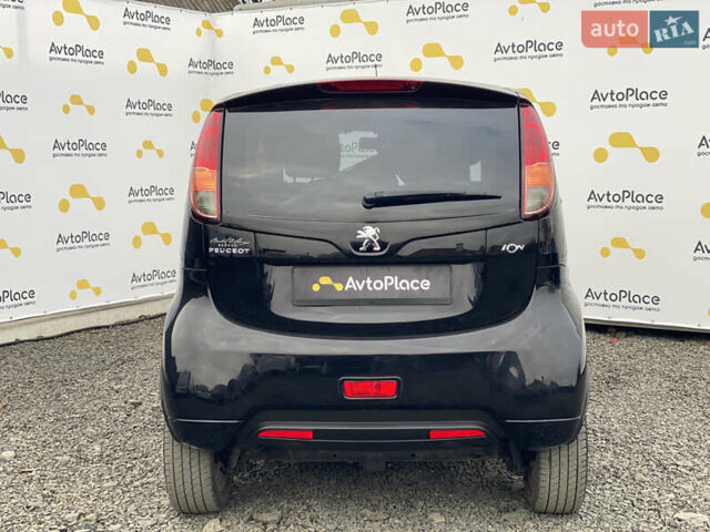 Черный Пежо иOн, объемом двигателя 0 л и пробегом 109 тыс. км за 4599 $, фото 4 на Automoto.ua
