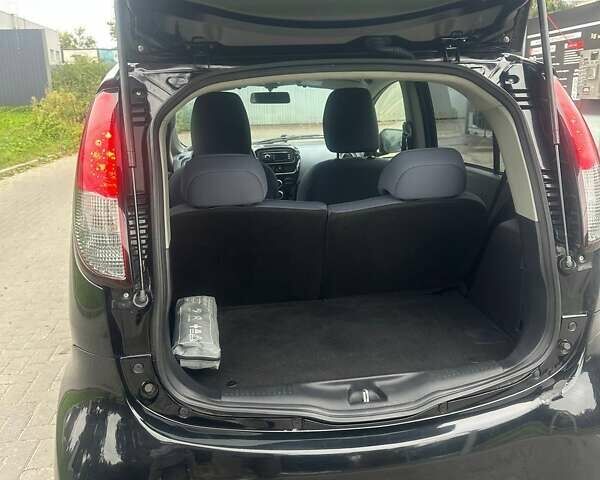 Черный Пежо иOн, объемом двигателя 0 л и пробегом 69 тыс. км за 5600 $, фото 10 на Automoto.ua