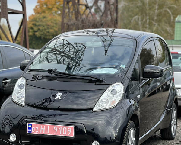 Черный Пежо иOн, объемом двигателя 0 л и пробегом 107 тыс. км за 4500 $, фото 1 на Automoto.ua