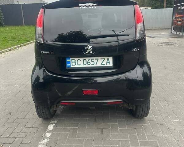 Черный Пежо иOн, объемом двигателя 0 л и пробегом 69 тыс. км за 5600 $, фото 5 на Automoto.ua