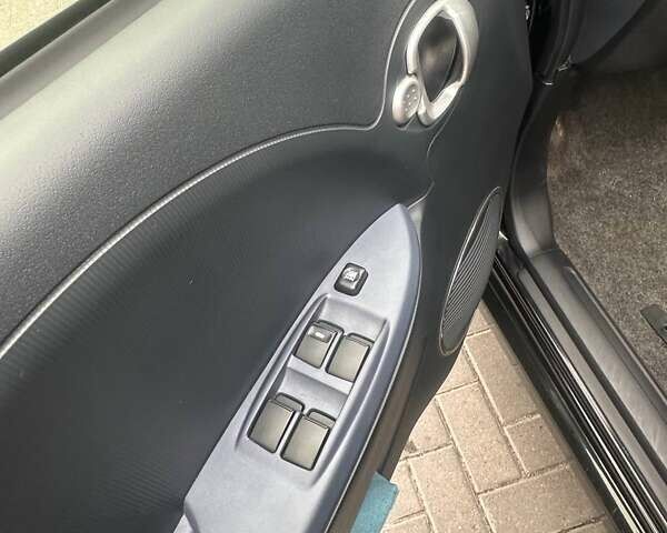 Черный Пежо иOн, объемом двигателя 0 л и пробегом 69 тыс. км за 5600 $, фото 12 на Automoto.ua