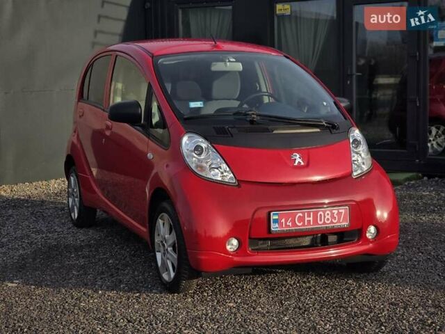 Красный Пежо иOн, объемом двигателя 0 л и пробегом 135 тыс. км за 3999 $, фото 10 на Automoto.ua