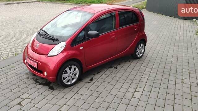 Червоний Пежо iOн, об'ємом двигуна 0 л та пробігом 122 тис. км за 3999 $, фото 12 на Automoto.ua