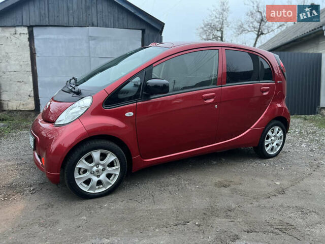 Красный Пежо иOн, объемом двигателя 0 л и пробегом 43 тыс. км за 4950 $, фото 1 на Automoto.ua