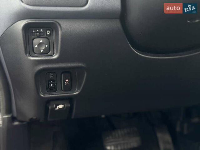 Красный Пежо иOн, объемом двигателя 0 л и пробегом 144 тыс. км за 3990 $, фото 19 на Automoto.ua