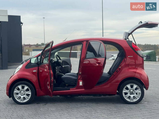 Красный Пежо иOн, объемом двигателя 0 л и пробегом 144 тыс. км за 3990 $, фото 33 на Automoto.ua