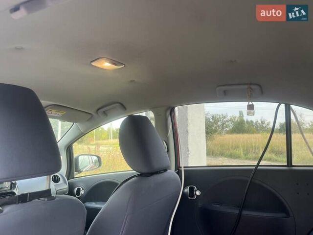 Красный Пежо иOн, объемом двигателя 0 л и пробегом 53 тыс. км за 6500 $, фото 4 на Automoto.ua