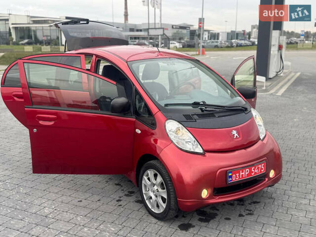Красный Пежо иOн, объемом двигателя 0 л и пробегом 144 тыс. км за 3990 $, фото 5 на Automoto.ua