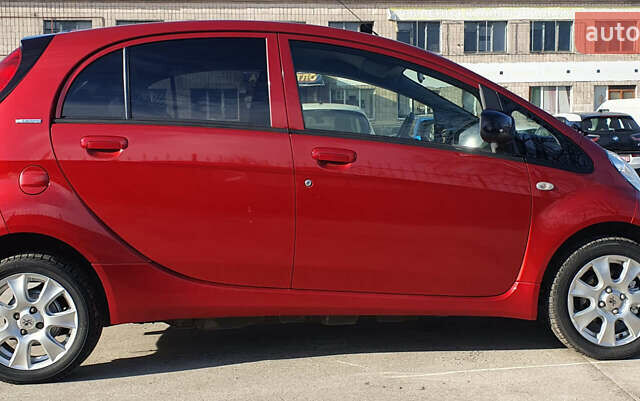 Красный Пежо иOн, объемом двигателя 0 л и пробегом 50 тыс. км за 5500 $, фото 7 на Automoto.ua