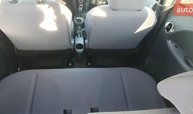 Красный Пежо иOн, объемом двигателя 0 л и пробегом 50 тыс. км за 5500 $, фото 21 на Automoto.ua