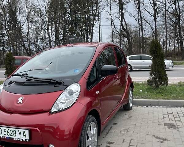 Червоний Пежо iOн, об'ємом двигуна 0 л та пробігом 35 тис. км за 8000 $, фото 4 на Automoto.ua