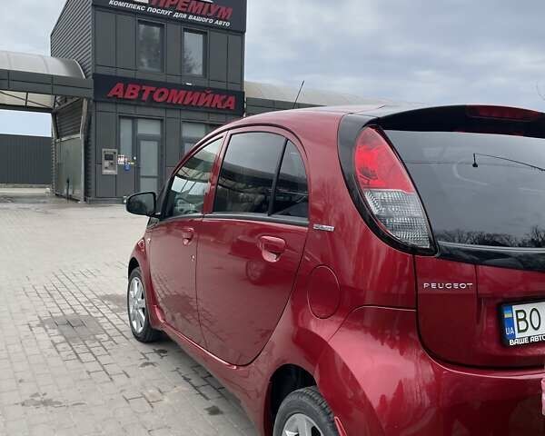 Червоний Пежо iOн, об'ємом двигуна 0 л та пробігом 35 тис. км за 8000 $, фото 6 на Automoto.ua
