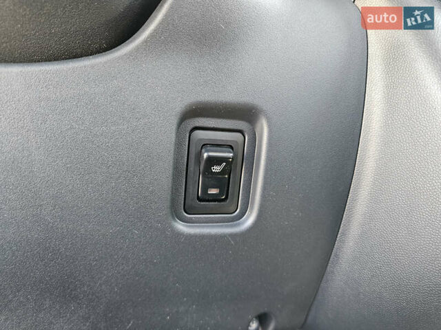 Красный Пежо иOн, объемом двигателя 0 л и пробегом 43 тыс. км за 7200 $, фото 13 на Automoto.ua