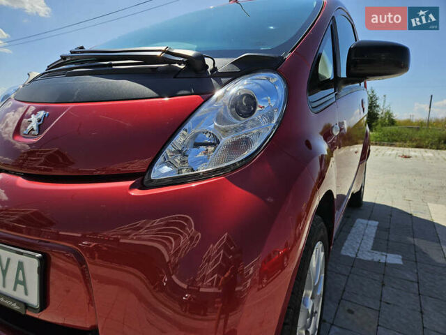 Красный Пежо иOн, объемом двигателя 0 л и пробегом 43 тыс. км за 7200 $, фото 15 на Automoto.ua