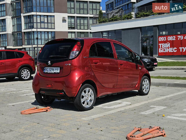 Красный Пежо иOн, объемом двигателя 0 л и пробегом 43 тыс. км за 7200 $, фото 4 на Automoto.ua
