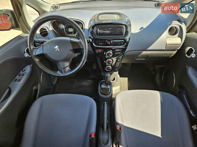 Красный Пежо иOн, объемом двигателя 0 л и пробегом 43 тыс. км за 7200 $, фото 7 на Automoto.ua