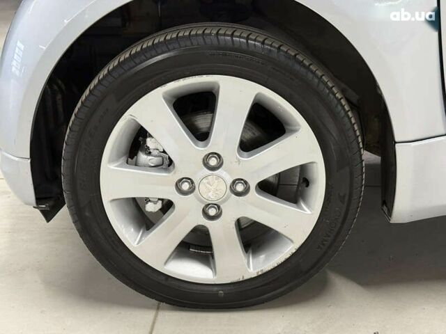 Пежо иOн, объемом двигателя 0 л и пробегом 99 тыс. км за 4000 $, фото 29 на Automoto.ua