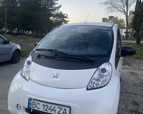 Пежо iOн, об'ємом двигуна 0 л та пробігом 67 тис. км за 4500 $, фото 1 на Automoto.ua