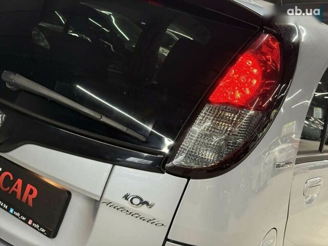 Пежо иOн, объемом двигателя 0 л и пробегом 99 тыс. км за 4000 $, фото 24 на Automoto.ua