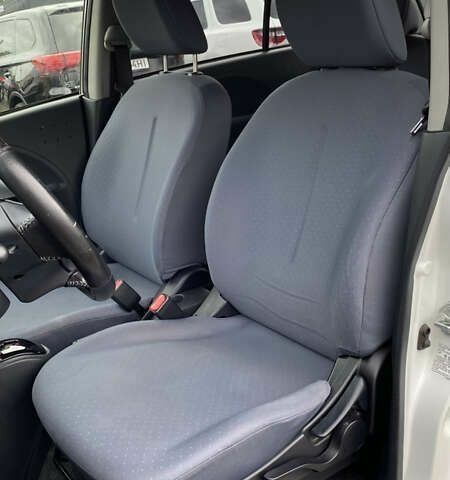 Пежо iOн, об'ємом двигуна 0 л та пробігом 78 тис. км за 4400 $, фото 22 на Automoto.ua