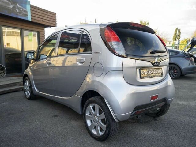 Пежо иOн, объемом двигателя 0 л и пробегом 29 тыс. км за 5600 $, фото 9 на Automoto.ua
