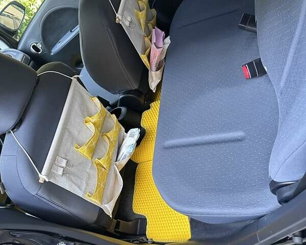 Пежо иOн, объемом двигателя 0 л и пробегом 80 тыс. км за 6000 $, фото 14 на Automoto.ua