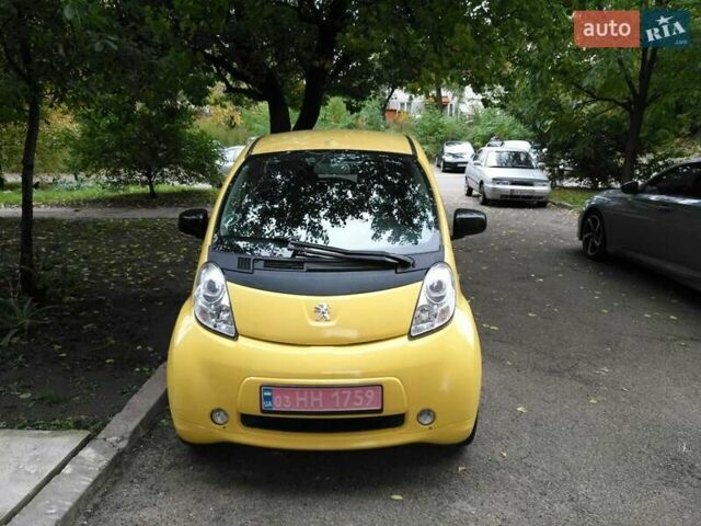 Желтый Пежо иOн, объемом двигателя 0 л и пробегом 78 тыс. км за 4300 $, фото 3 на Automoto.ua