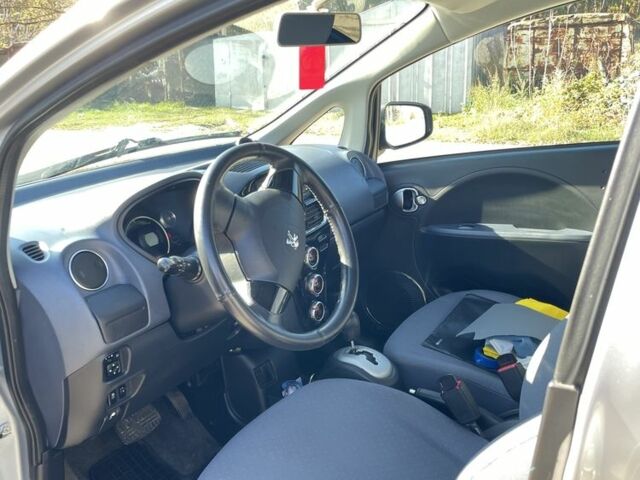 Серый Пежо иOн, объемом двигателя 0 л и пробегом 81 тыс. км за 3500 $, фото 9 на Automoto.ua