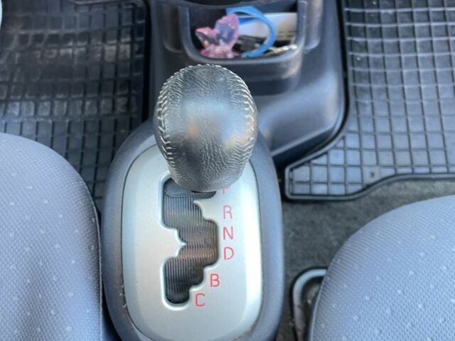 Серый Пежо иOн, объемом двигателя 0 л и пробегом 81 тыс. км за 3500 $, фото 13 на Automoto.ua