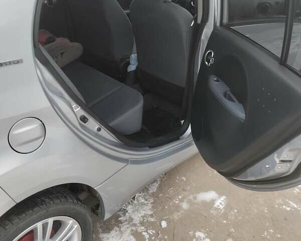 Серый Пежо иOн, объемом двигателя 0 л и пробегом 83 тыс. км за 4550 $, фото 7 на Automoto.ua