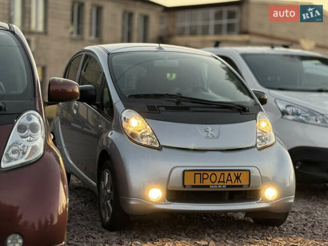 Серый Пежо иOн, объемом двигателя 0 л и пробегом 64 тыс. км за 4600 $, фото 29 на Automoto.ua