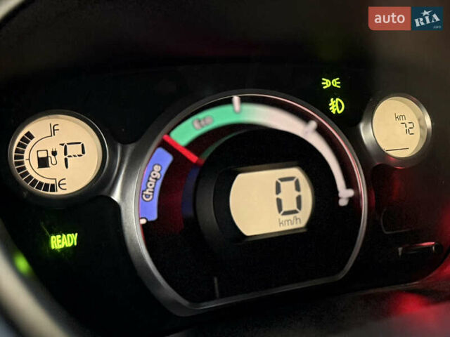 Серый Пежо иOн, объемом двигателя 0 л и пробегом 64 тыс. км за 4600 $, фото 11 на Automoto.ua