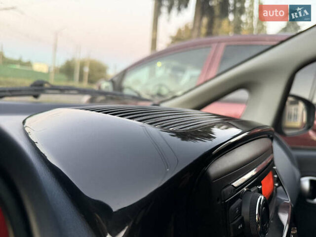 Серый Пежо иOн, объемом двигателя 0 л и пробегом 64 тыс. км за 4600 $, фото 18 на Automoto.ua