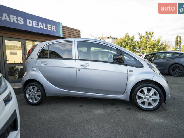 Серый Пежо иOн, объемом двигателя 0 л и пробегом 29 тыс. км за 5600 $, фото 4 на Automoto.ua