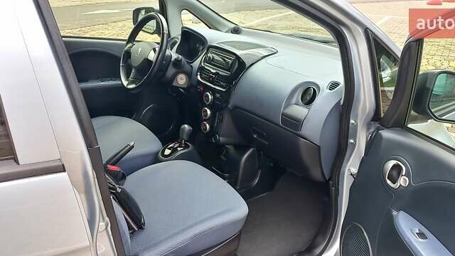 Сірий Пежо iOн, об'ємом двигуна 0 л та пробігом 55 тис. км за 5999 $, фото 17 на Automoto.ua