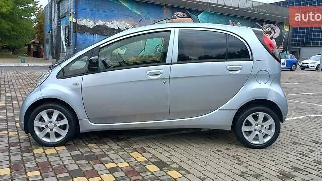 Сірий Пежо iOн, об'ємом двигуна 0 л та пробігом 55 тис. км за 5999 $, фото 9 на Automoto.ua