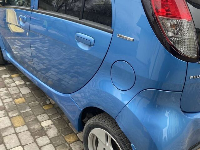 Синий Пежо иOн, объемом двигателя 0 л и пробегом 80 тыс. км за 3250 $, фото 3 на Automoto.ua