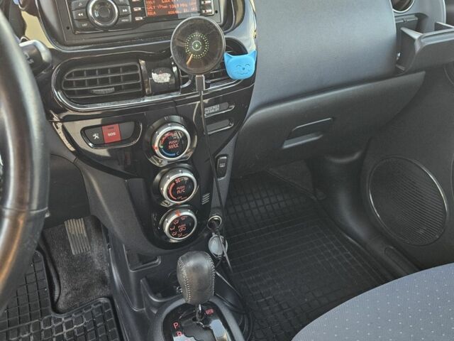 Синий Пежо иOн, объемом двигателя 0 л и пробегом 3 тыс. км за 3284 $, фото 1 на Automoto.ua