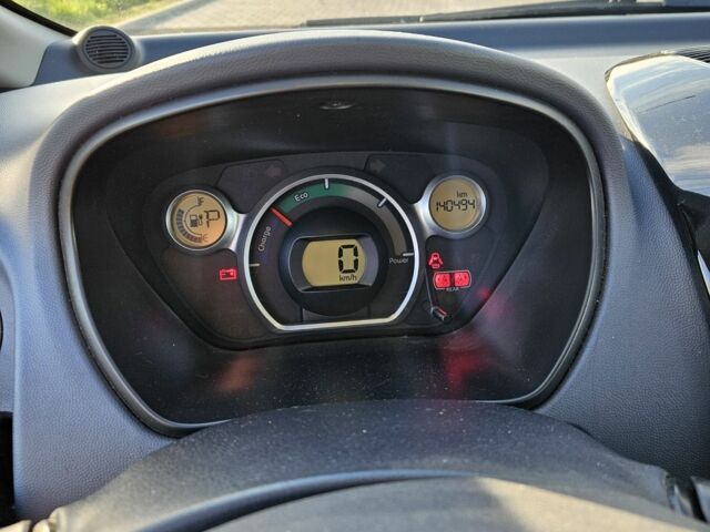 Синий Пежо иOн, объемом двигателя 0 л и пробегом 3 тыс. км за 3284 $, фото 3 на Automoto.ua