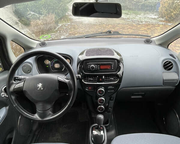 Синій Пежо iOн, об'ємом двигуна 0 л та пробігом 61 тис. км за 4800 $, фото 14 на Automoto.ua