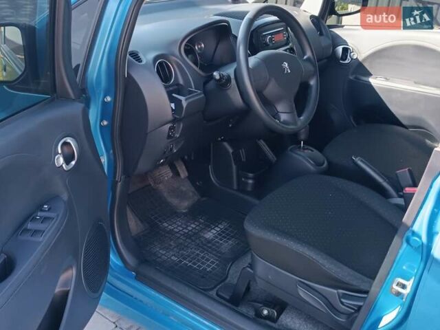 Синий Пежо иOн, объемом двигателя 0 л и пробегом 72 тыс. км за 5000 $, фото 5 на Automoto.ua