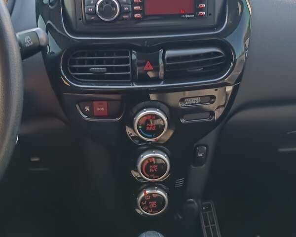 Синий Пежо иOн, объемом двигателя 0 л и пробегом 72 тыс. км за 5000 $, фото 3 на Automoto.ua