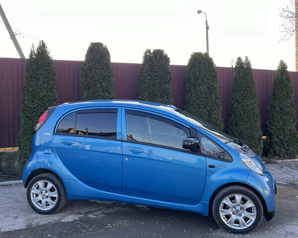 Синій Пежо iOн, об'ємом двигуна 0 л та пробігом 126 тис. км за 4700 $, фото 3 на Automoto.ua