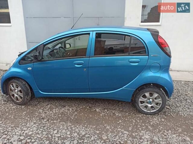 Синий Пежо иOн, объемом двигателя 0 л и пробегом 28 тыс. км за 5100 $, фото 4 на Automoto.ua
