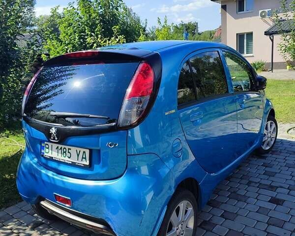Синий Пежо иOн, объемом двигателя 0 л и пробегом 55 тыс. км за 7000 $, фото 6 на Automoto.ua