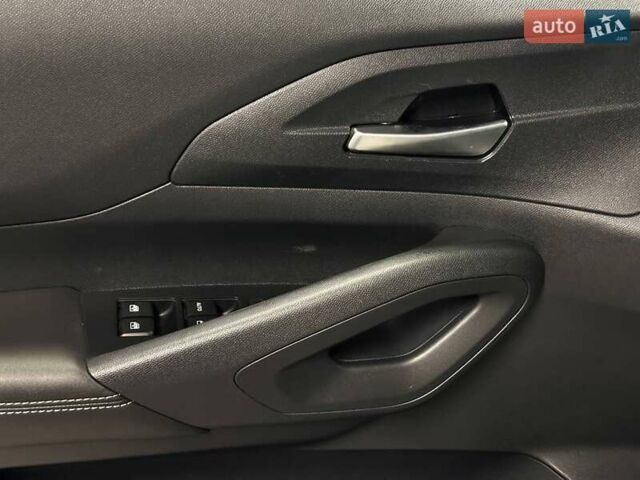 Белый Пежо Landtrek, объемом двигателя 2 л и пробегом 14 тыс. км за 34900 $, фото 10 на Automoto.ua