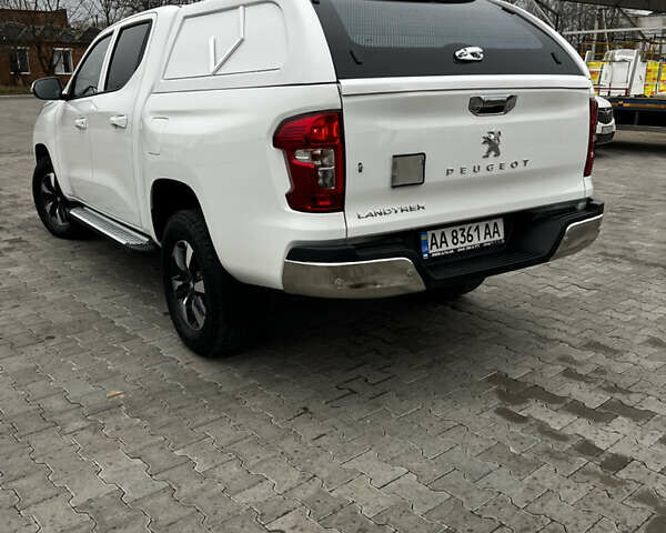 Білий Пежо Landtrek, об'ємом двигуна 1.91 л та пробігом 40 тис. км за 35000 $, фото 5 на Automoto.ua