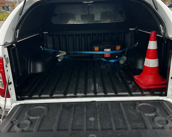 Білий Пежо Landtrek, об'ємом двигуна 1.91 л та пробігом 40 тис. км за 35000 $, фото 18 на Automoto.ua