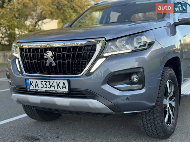 Серый Пежо Landtrek, объемом двигателя 2.4 л и пробегом 16 тыс. км за 26900 $, фото 12 на Automoto.ua